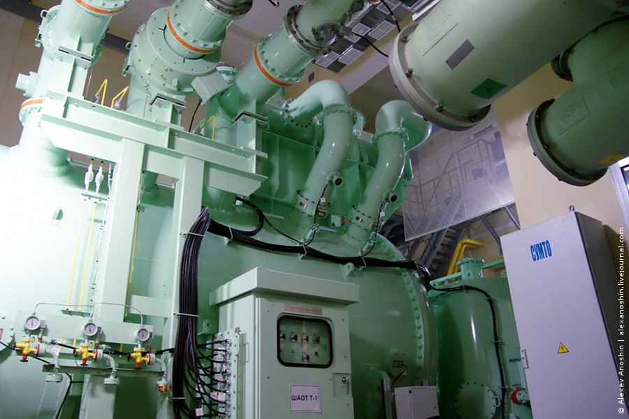 Трансформатор с элегазовой изоляцией Toshiba на ПС 220 кВ Сколково // Фото: © Alexey Anoshin | Digitalsubstation.com